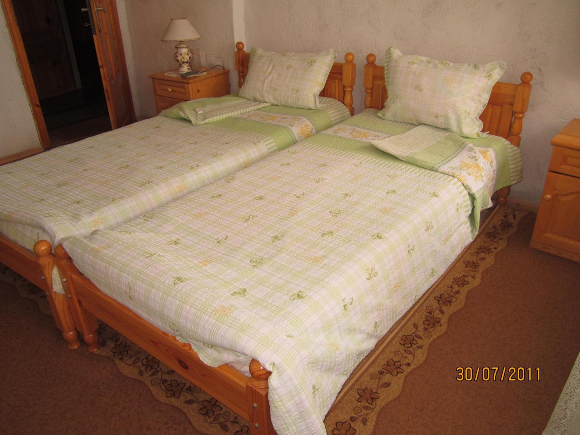 Kristal Guest House Trigrad Ruang foto