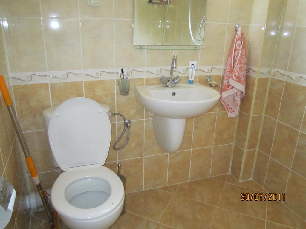 Kristal Guest House Trigrad Bagian luar foto