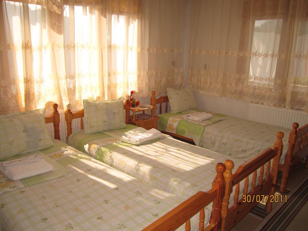 Kristal Guest House Trigrad Bagian luar foto